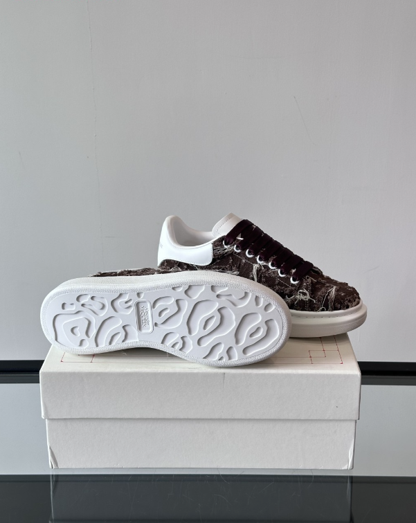 Alexander McQueen Oversized