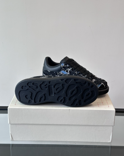 Alexander McQueen Oversized Black