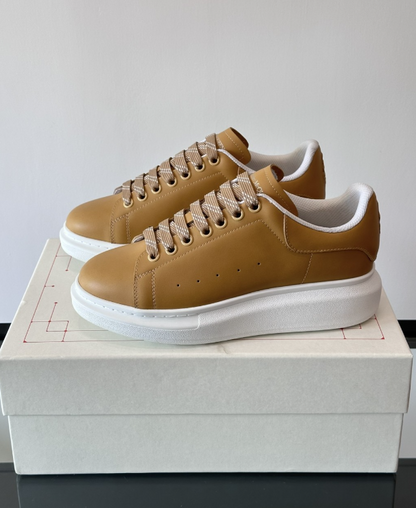 Alexander McQueen Oversized White/Beige