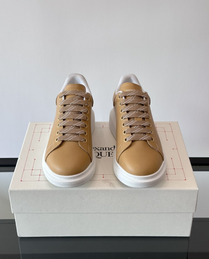 Alexander McQueen Oversized White/Beige