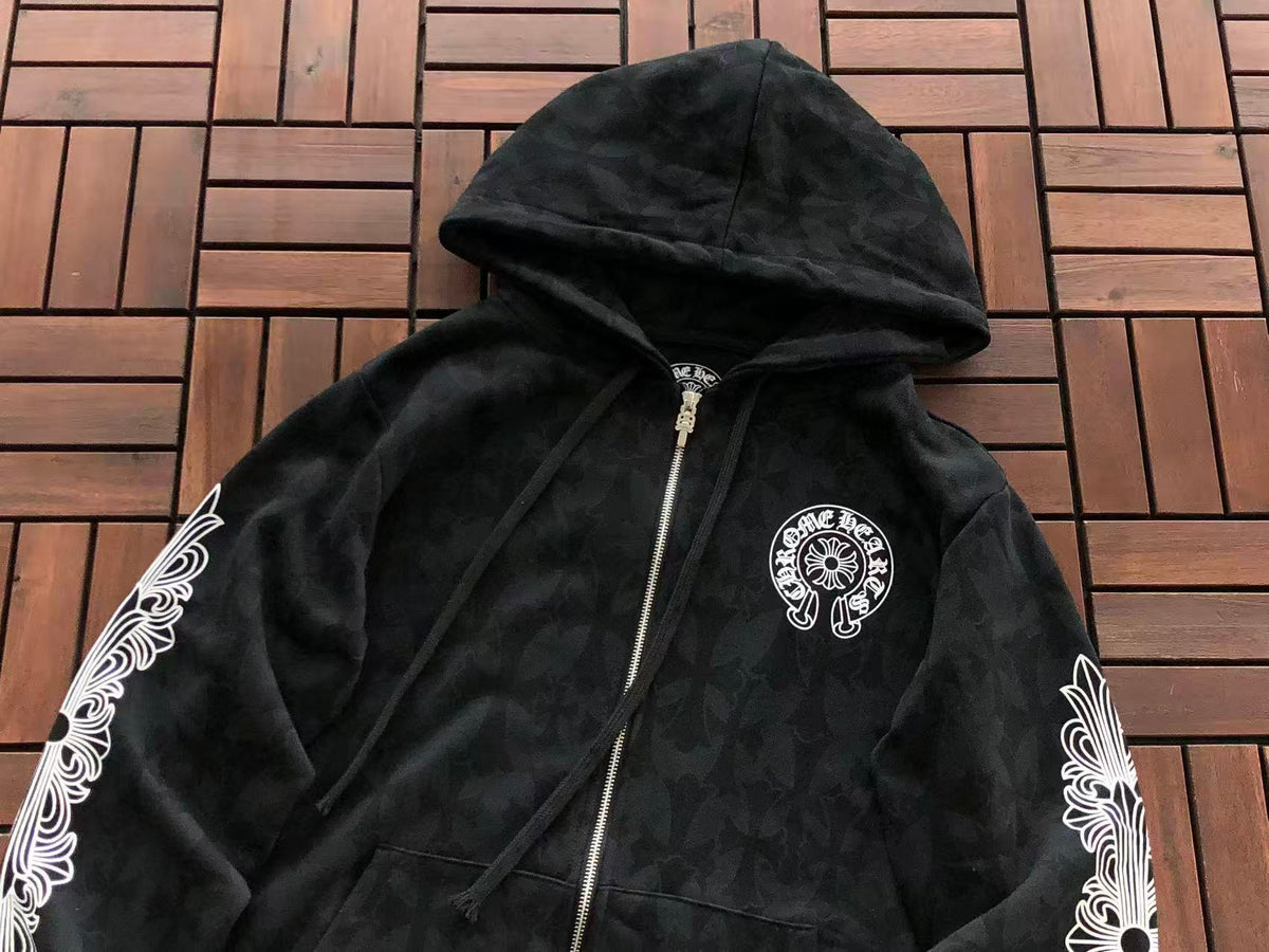 Hoodie CHR8M3 H34RT 01