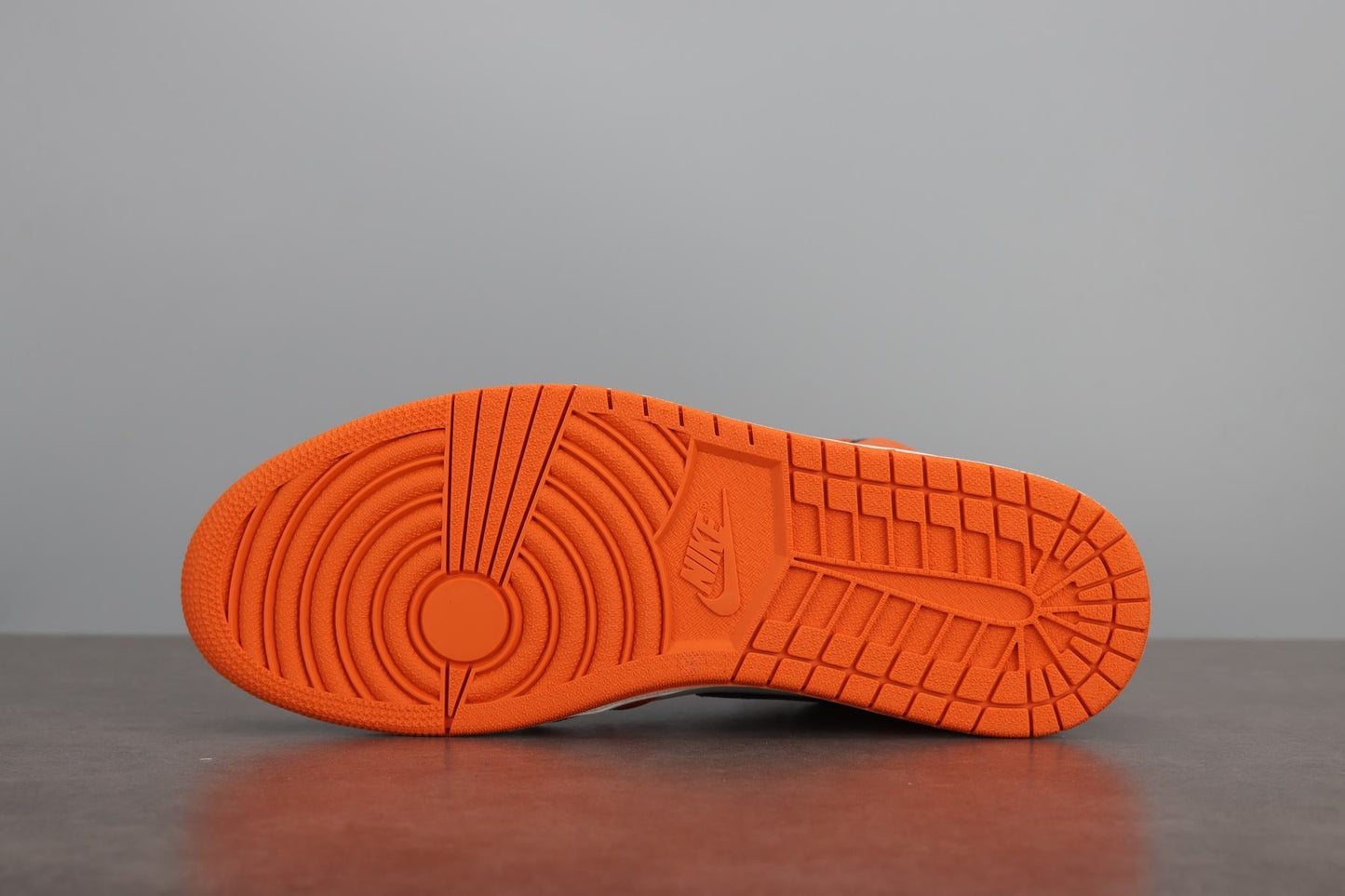 AJ1 High Obsidian Orange