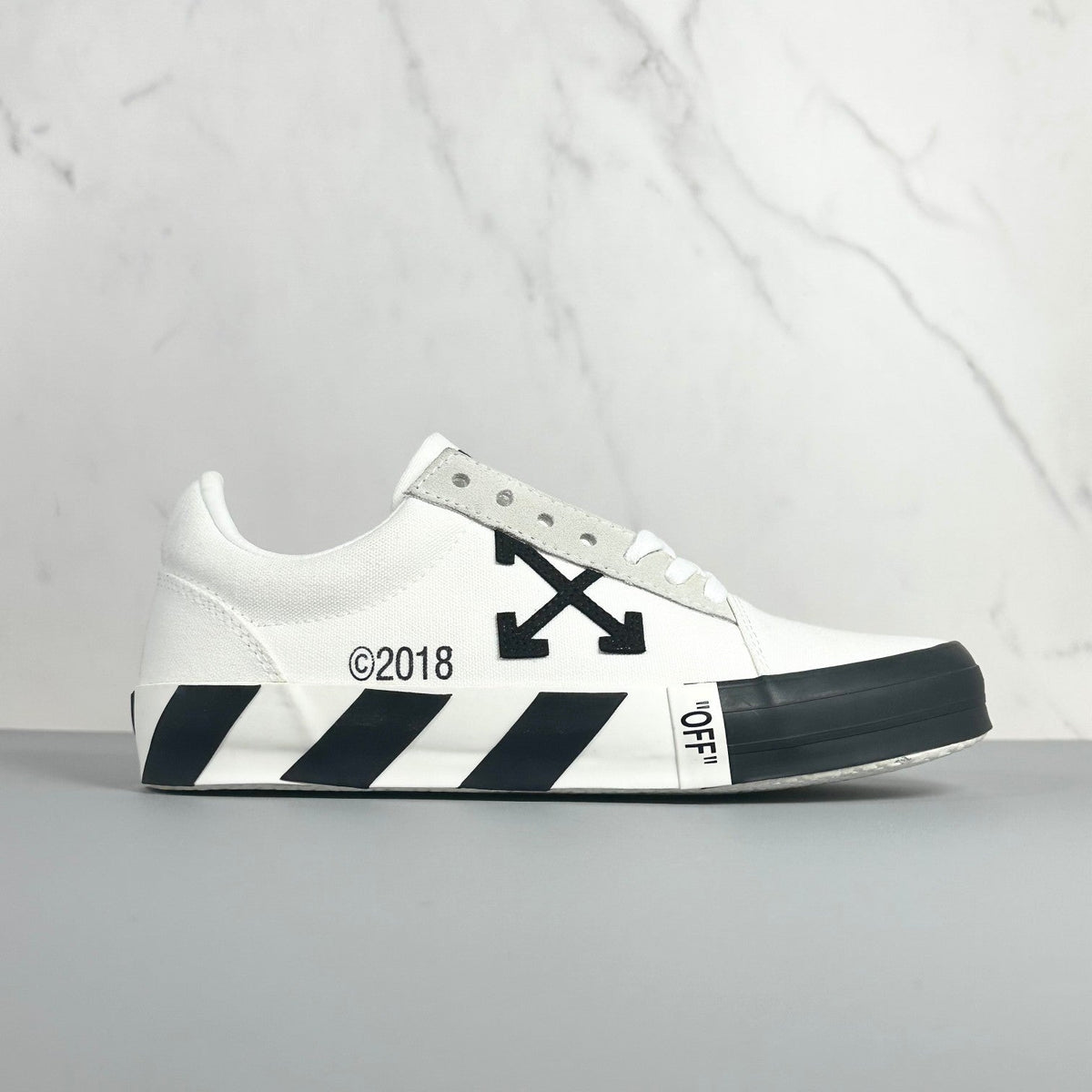 Vulcanized Line White