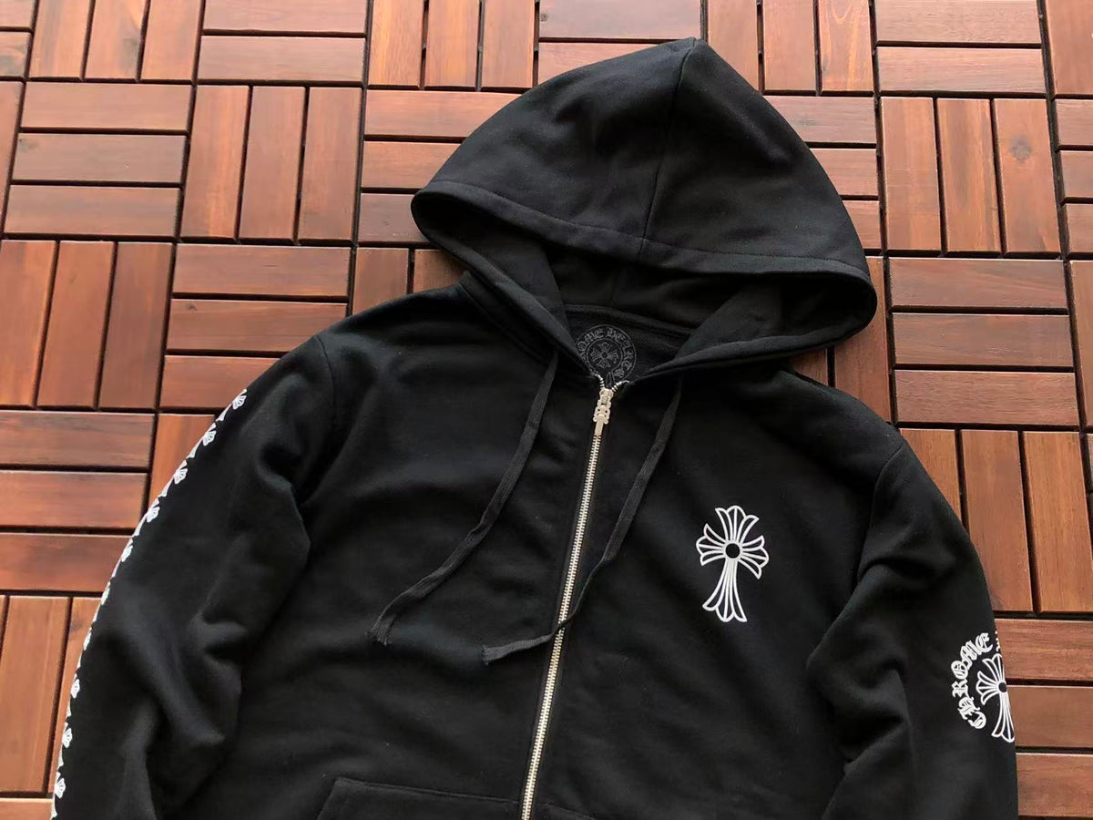 Hoodie CHR8M3 H34RT 04