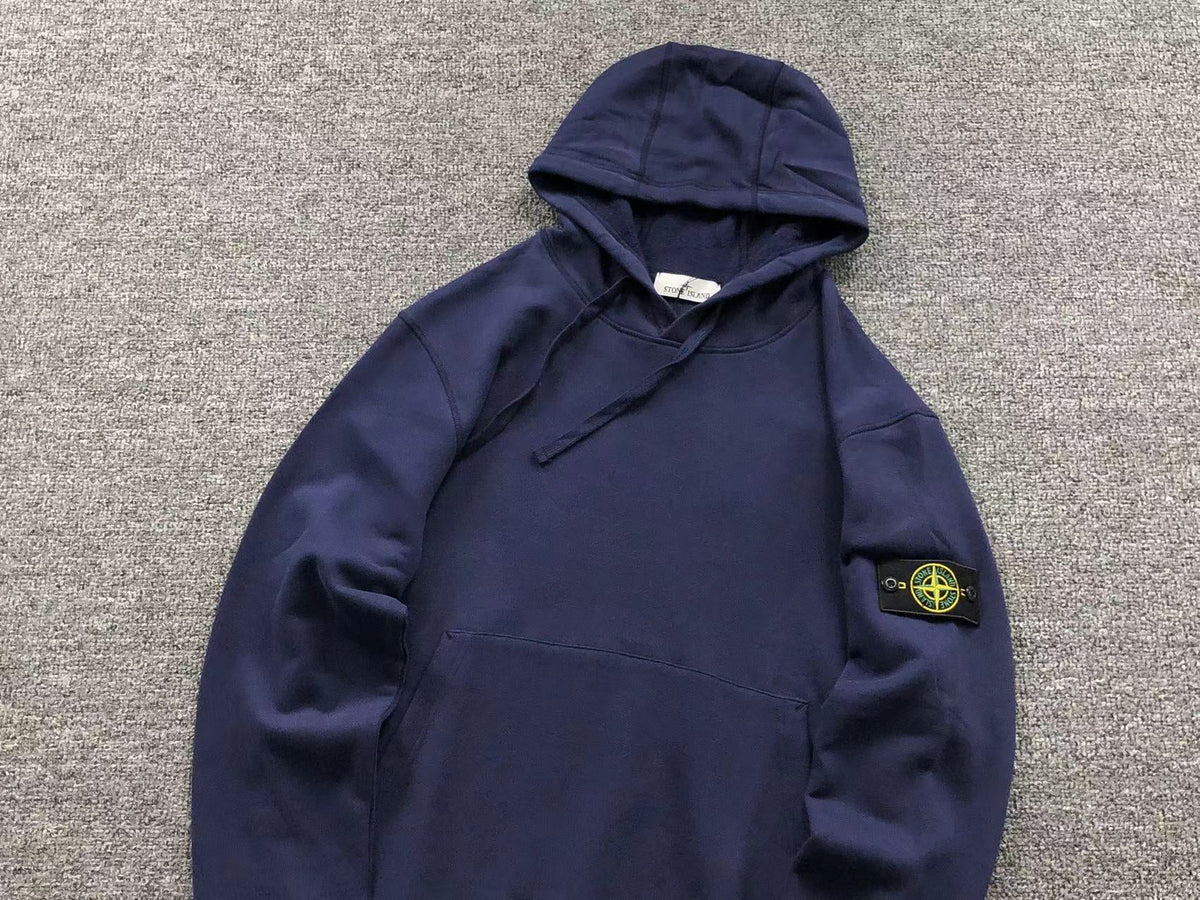 Hoodie ST8N3 1SL4ND 09