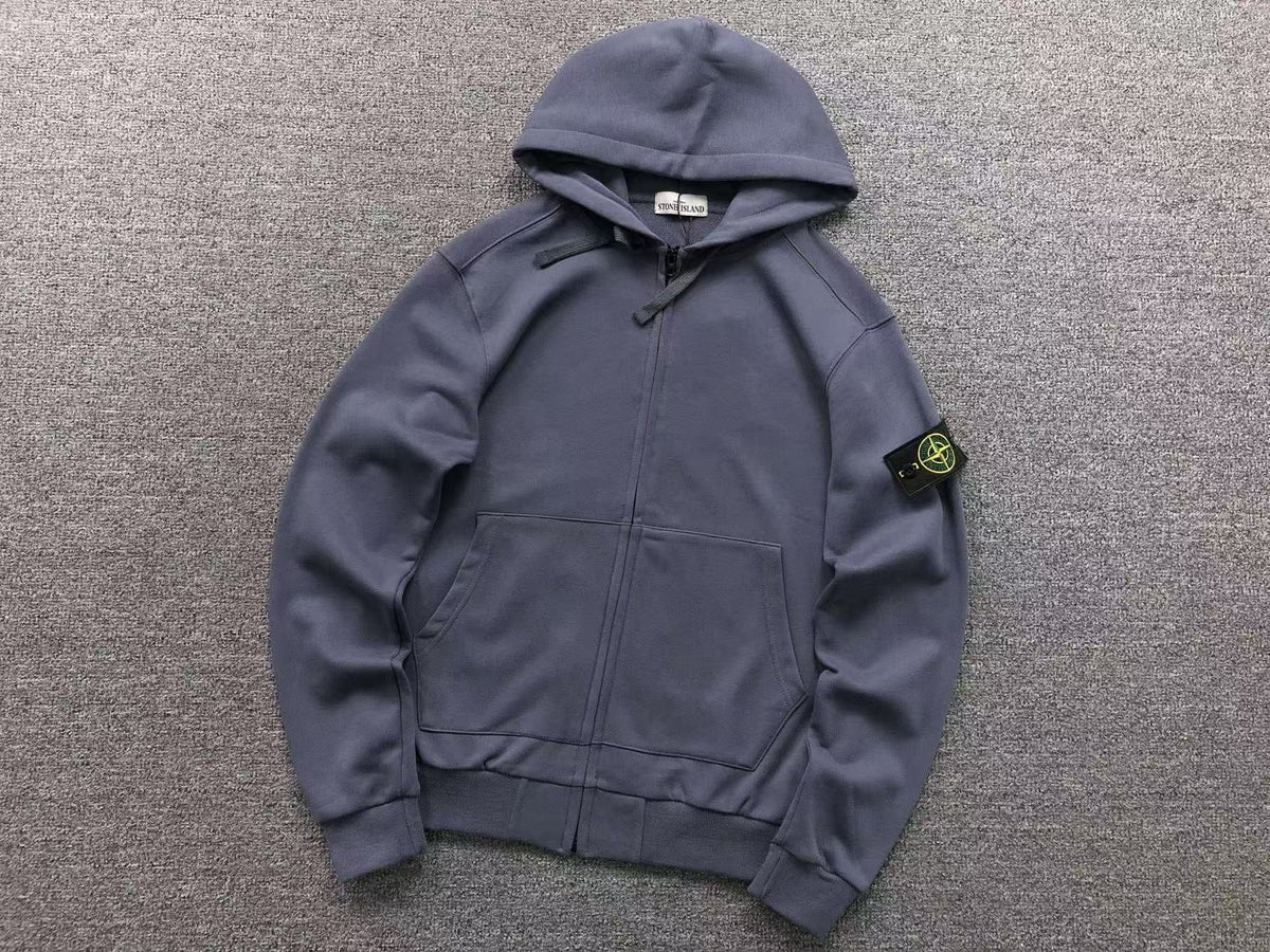 Hoodie ST8N3 1SL4ND 01