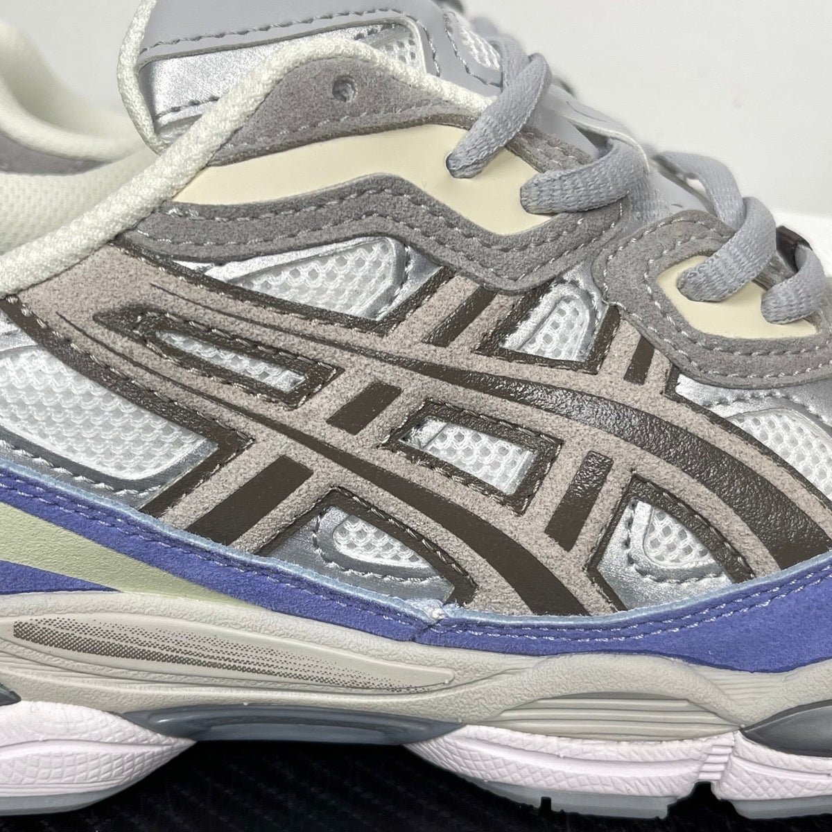 Gel Nyc Cream/Cloud Grey