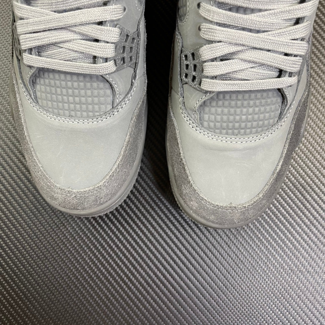 AJ4 SE Smoke Grey