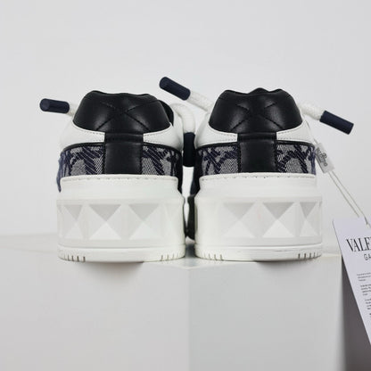 Valentino One Stud XL White/Blue