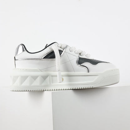 Valentino One Stud XL Black/White