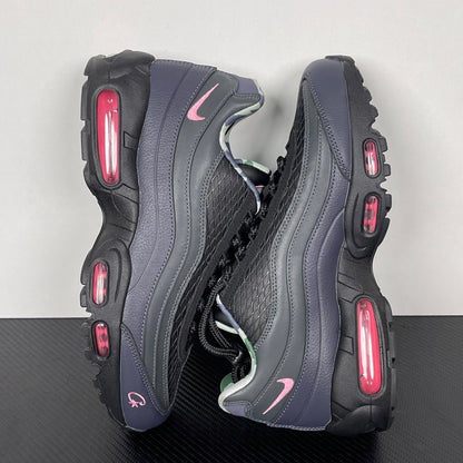 95 Corteiz Pink Beam