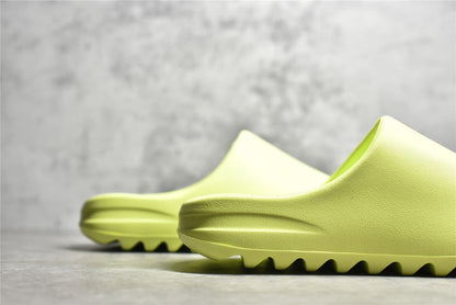 Slide Glow Green