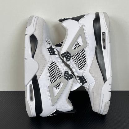 AJ4 Military Black