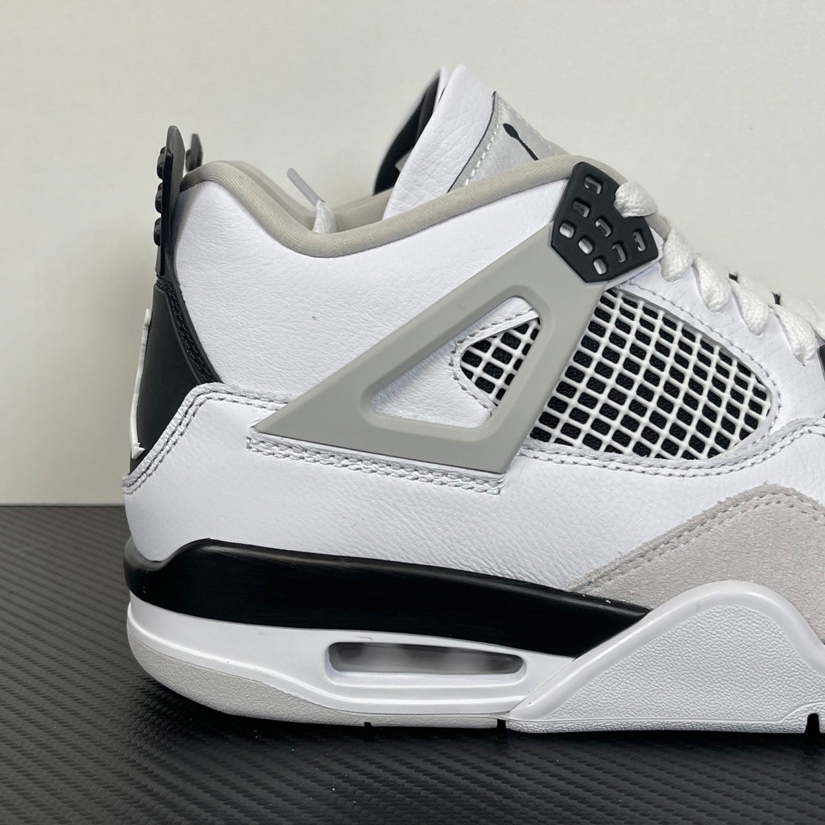 AJ4 Military Black