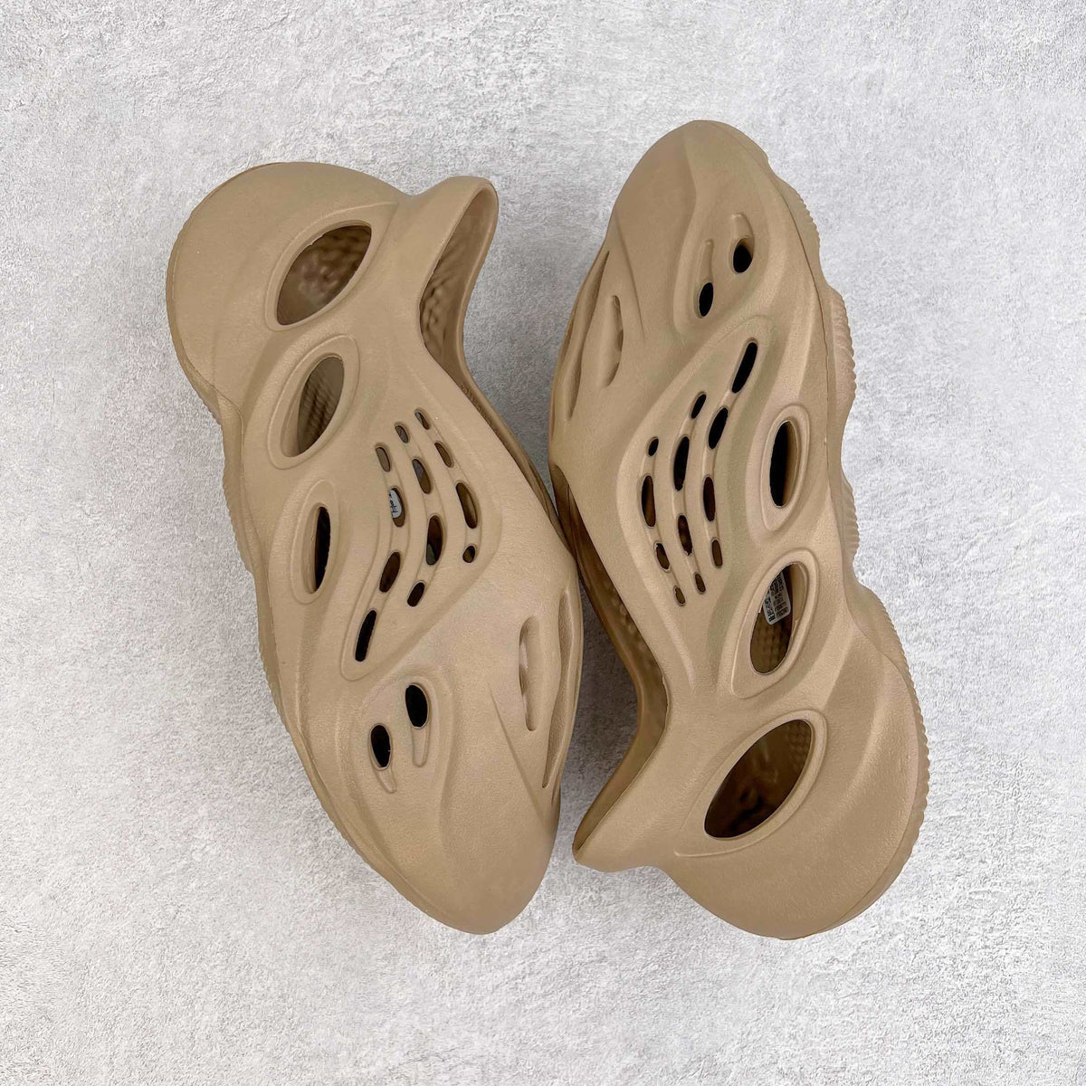 Foam Runner Clay Taupe