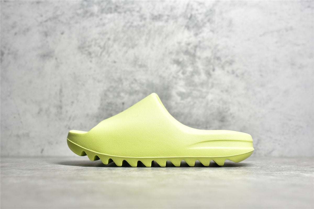Slide Glow Green