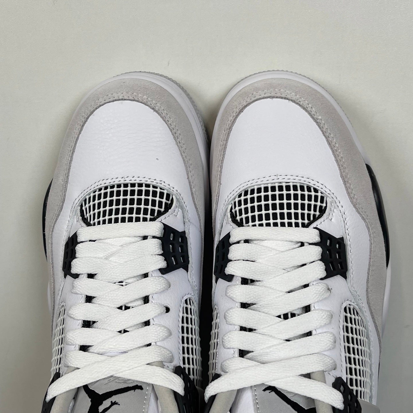 AJ4 Military Black