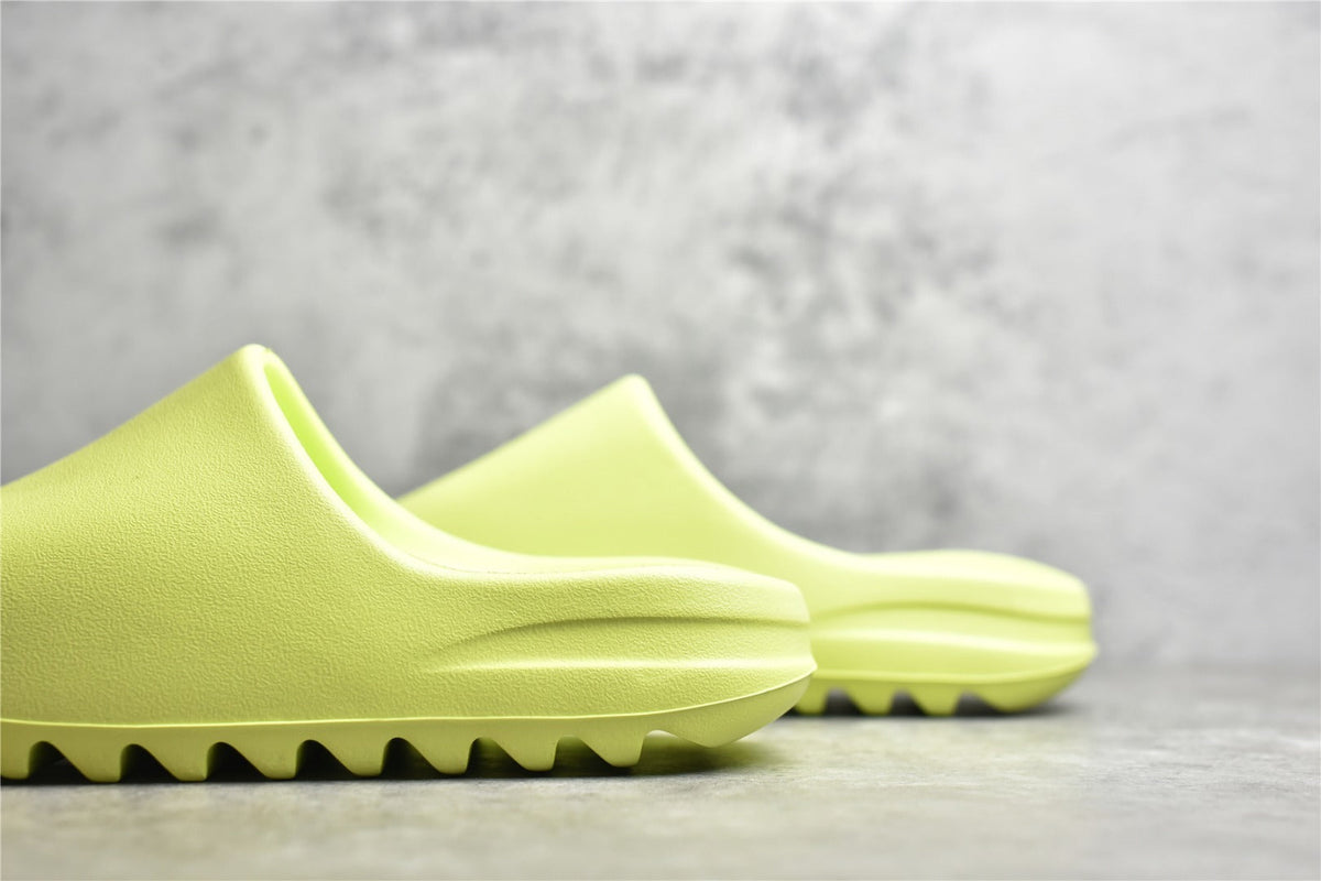 Slide Glow Green