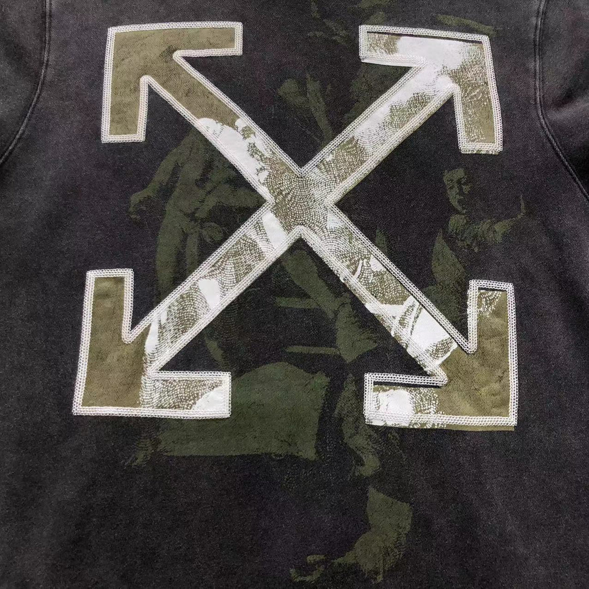 Hoodie 8FF WH1T3 19