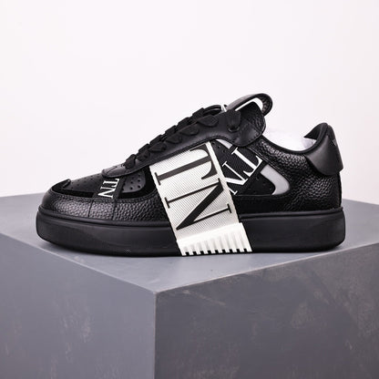Valentino VL7n Black