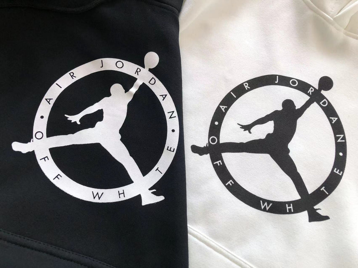 Hoodie 8FF WH1T3 08
