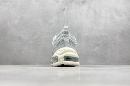 97 Pure Platinum Sail