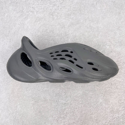 Foam Runner Onyx