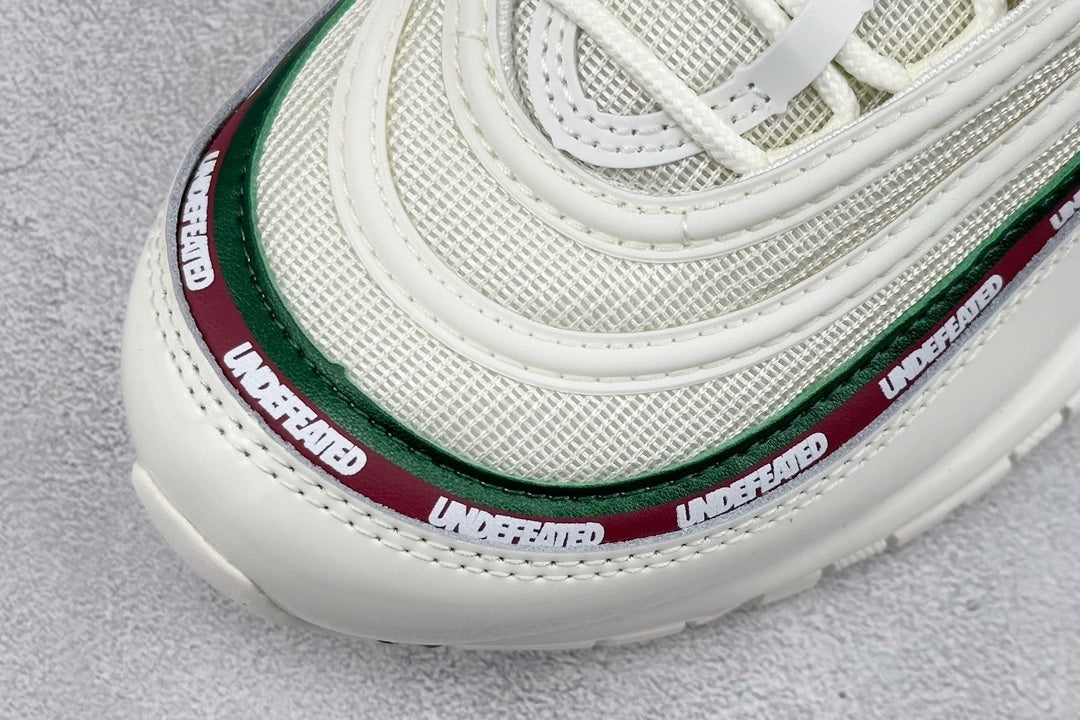 97 Undefeated Sail