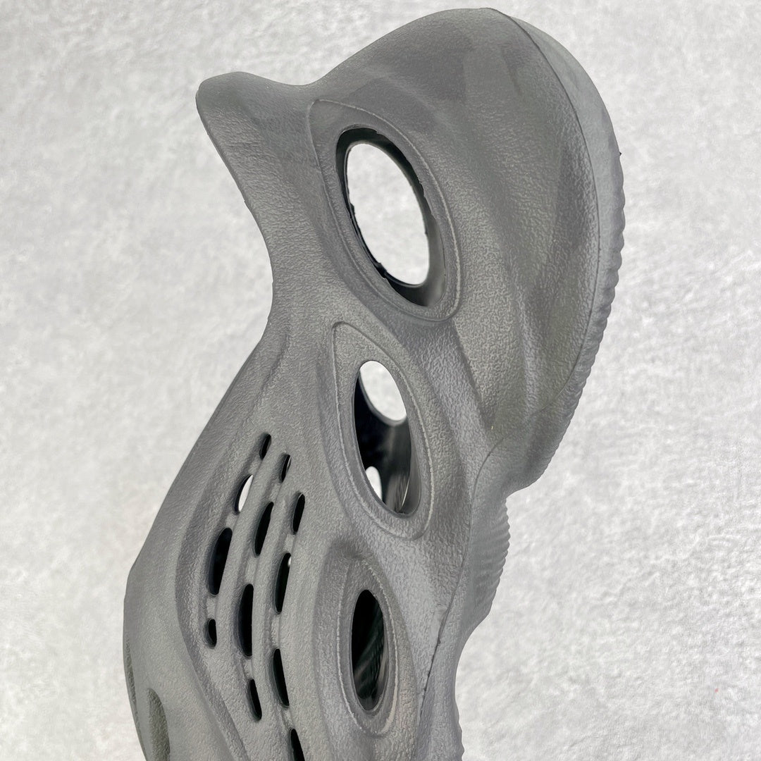 Foam Runner Onyx