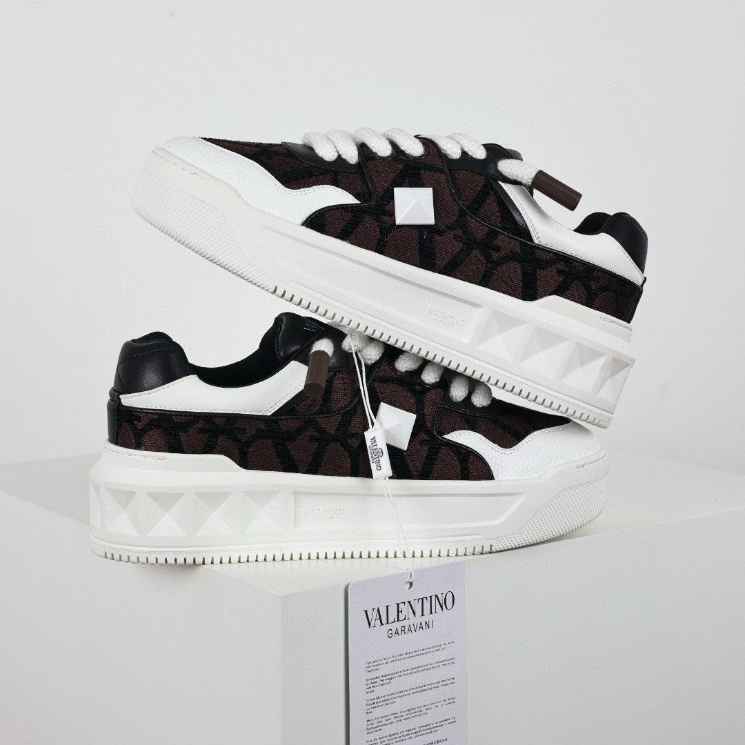 Valentino One Stud XL Brown/Black/White