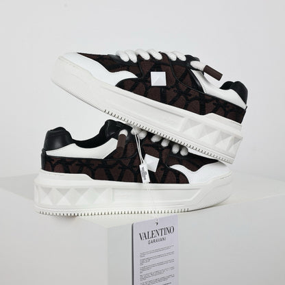 Valentino One Stud XL Brown/Black/White
