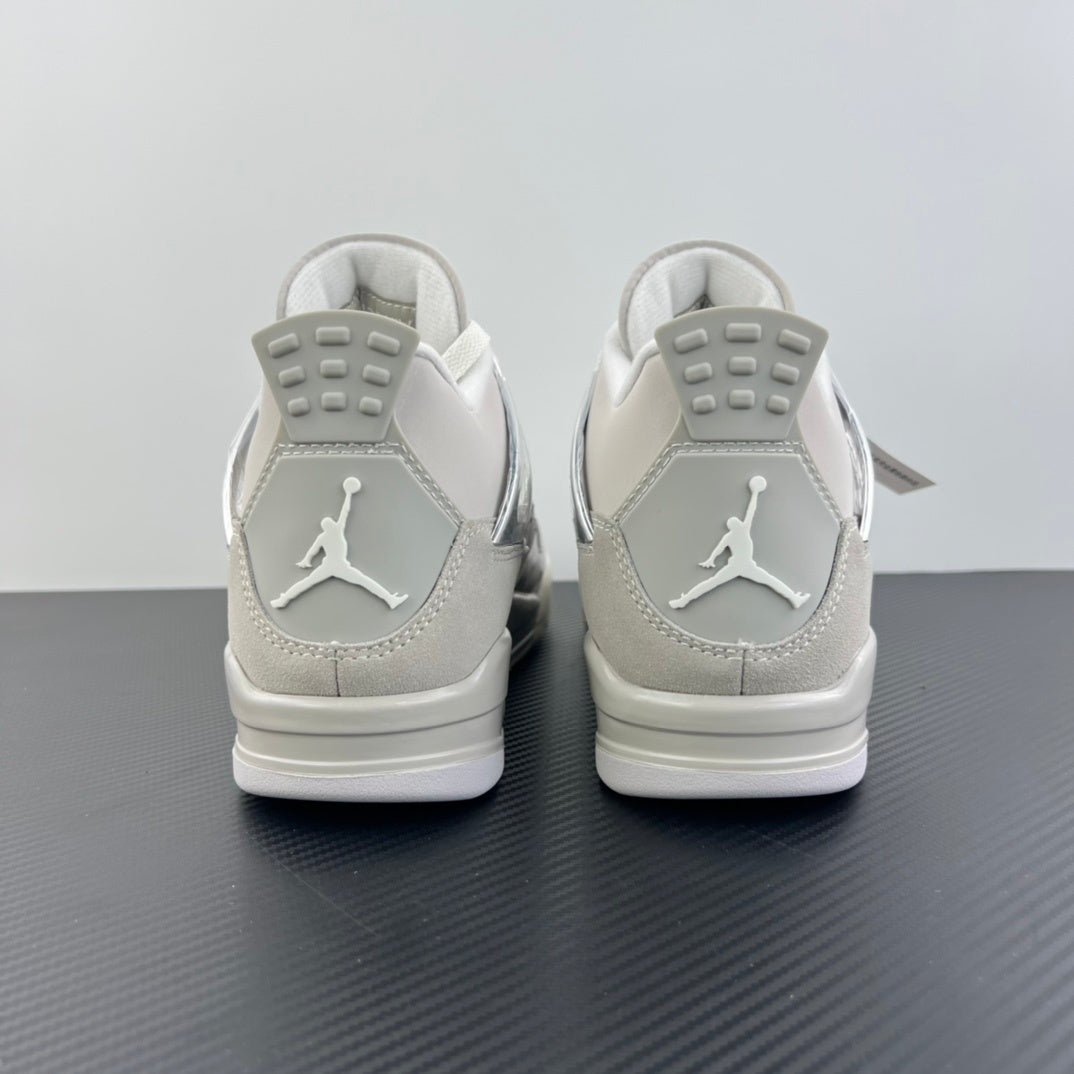 AJ4 Retro Frozen Moments