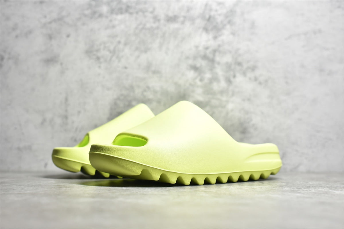 Slide Glow Green