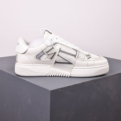 Valentino VL7n White