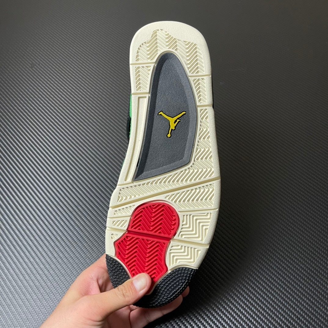 AJ4 Retro Manila