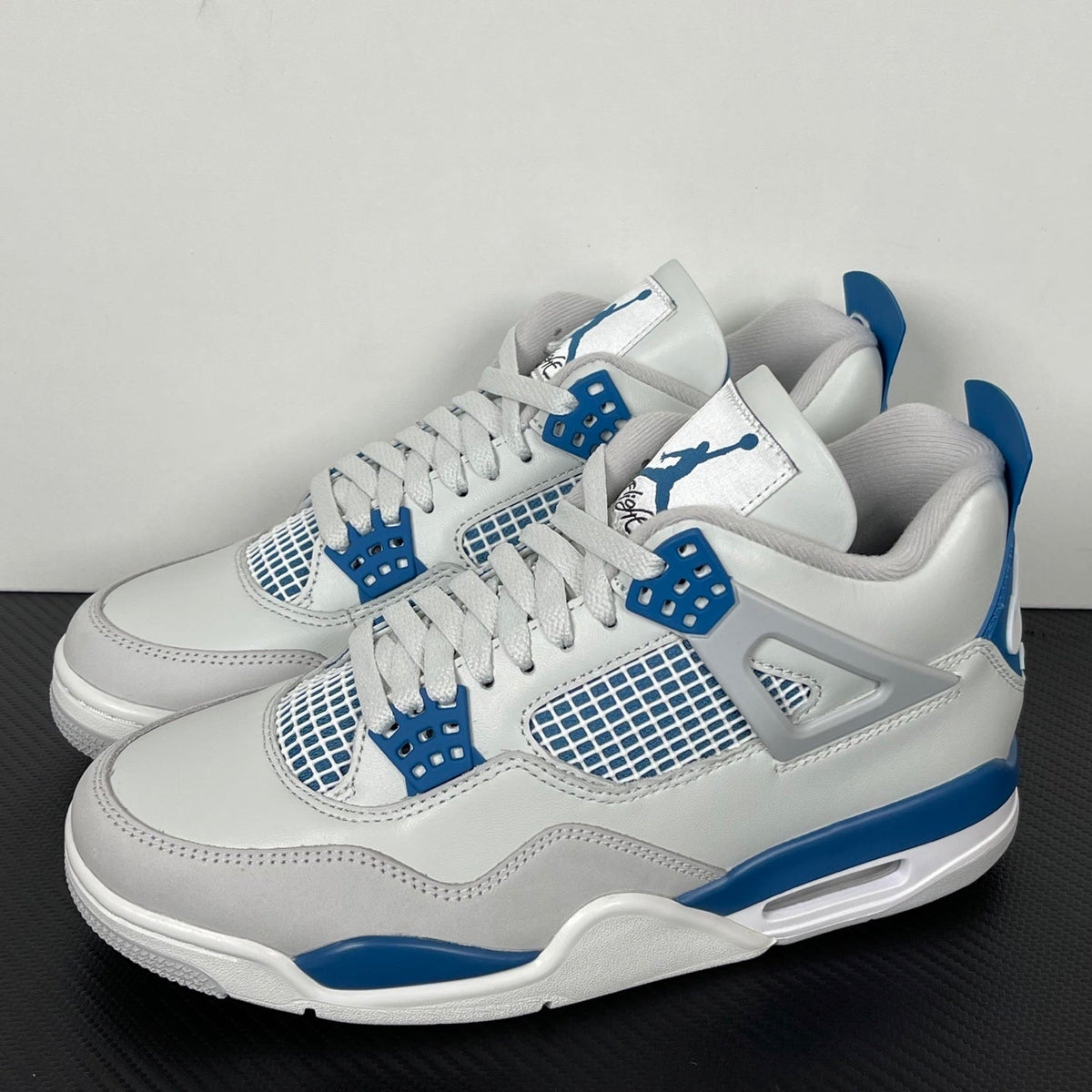 AJ4 Retro Military Blue