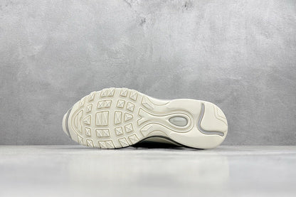 97 Pure Platinum Sail