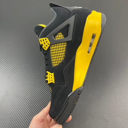AJ4 Thunder