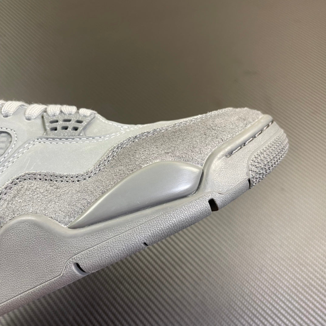AJ4 SE Smoke Grey