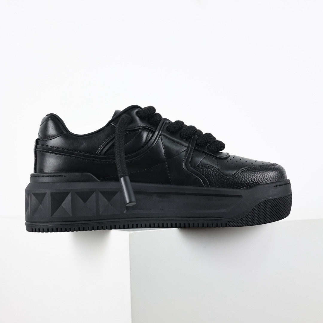 Valentino One Stud XL Black