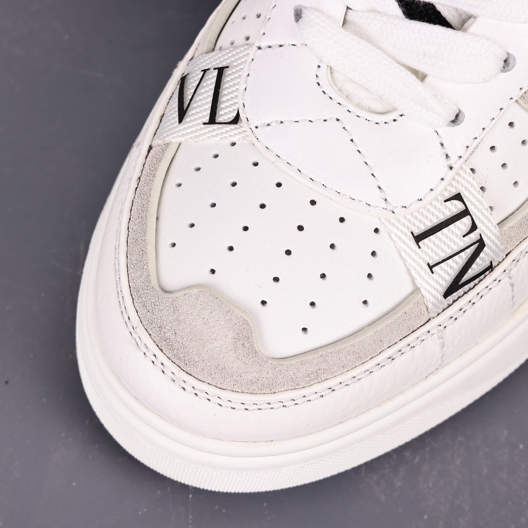 Valentino VL7n Black/White