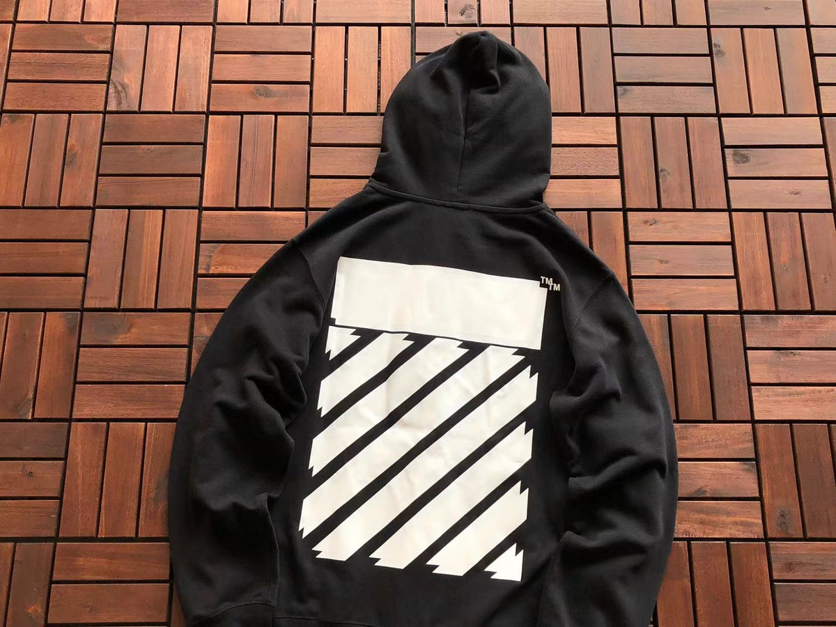 Hoodie 8FF WH1T3 01
