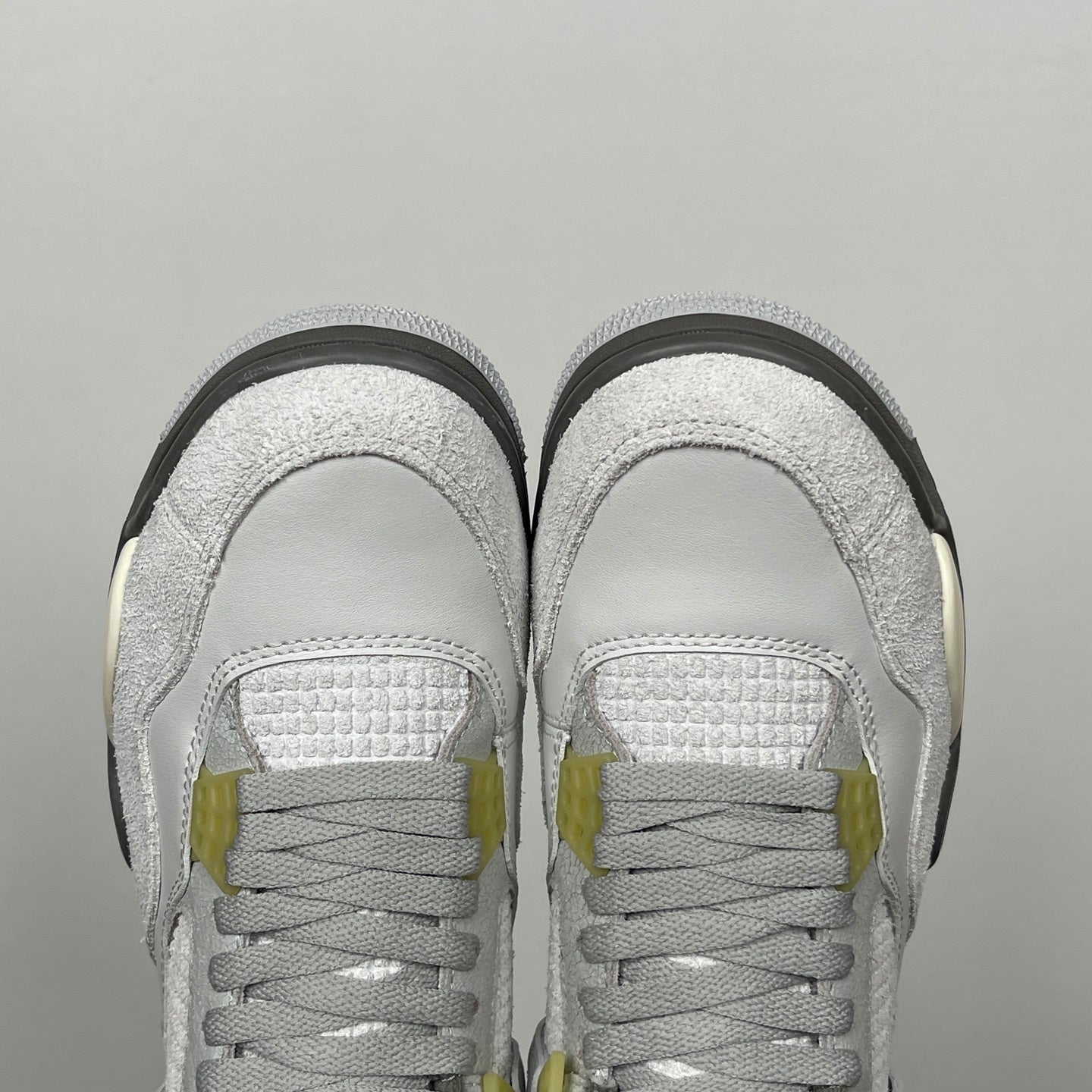 AJ4 Photon Dust