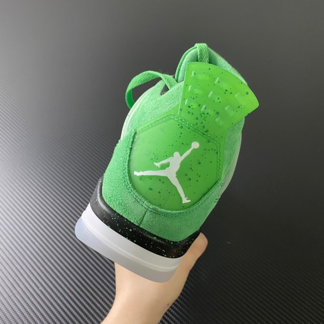 AJ4 Wahlburgers
