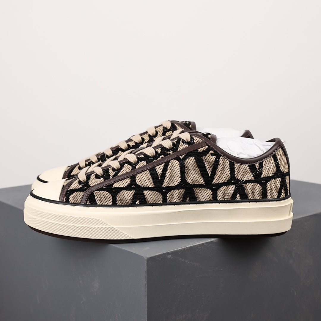 Valentino Toile Iconographe Totaloop Black/Beige