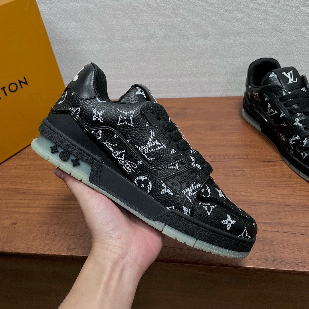 Trainer