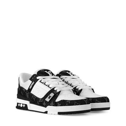 Trainer Pretas e Brancas