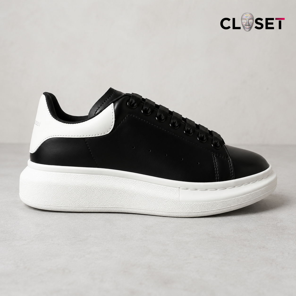 Alexander McQueen Black & White