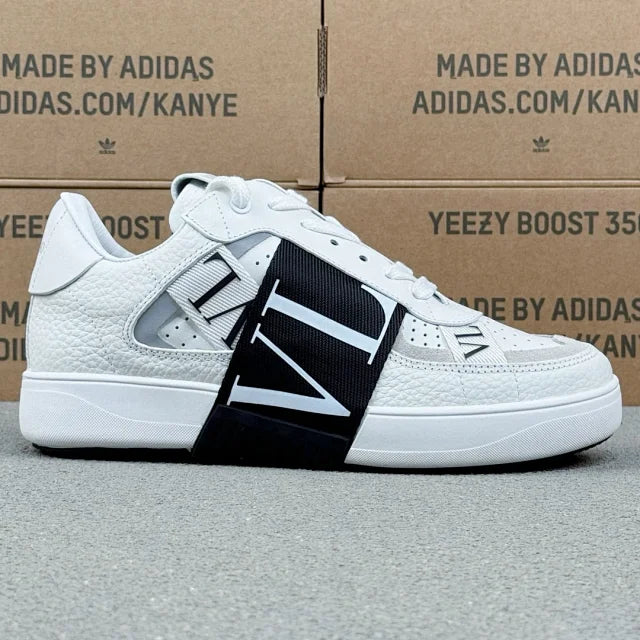 Valentino Garavani VL7N Low Sneakers White and Black